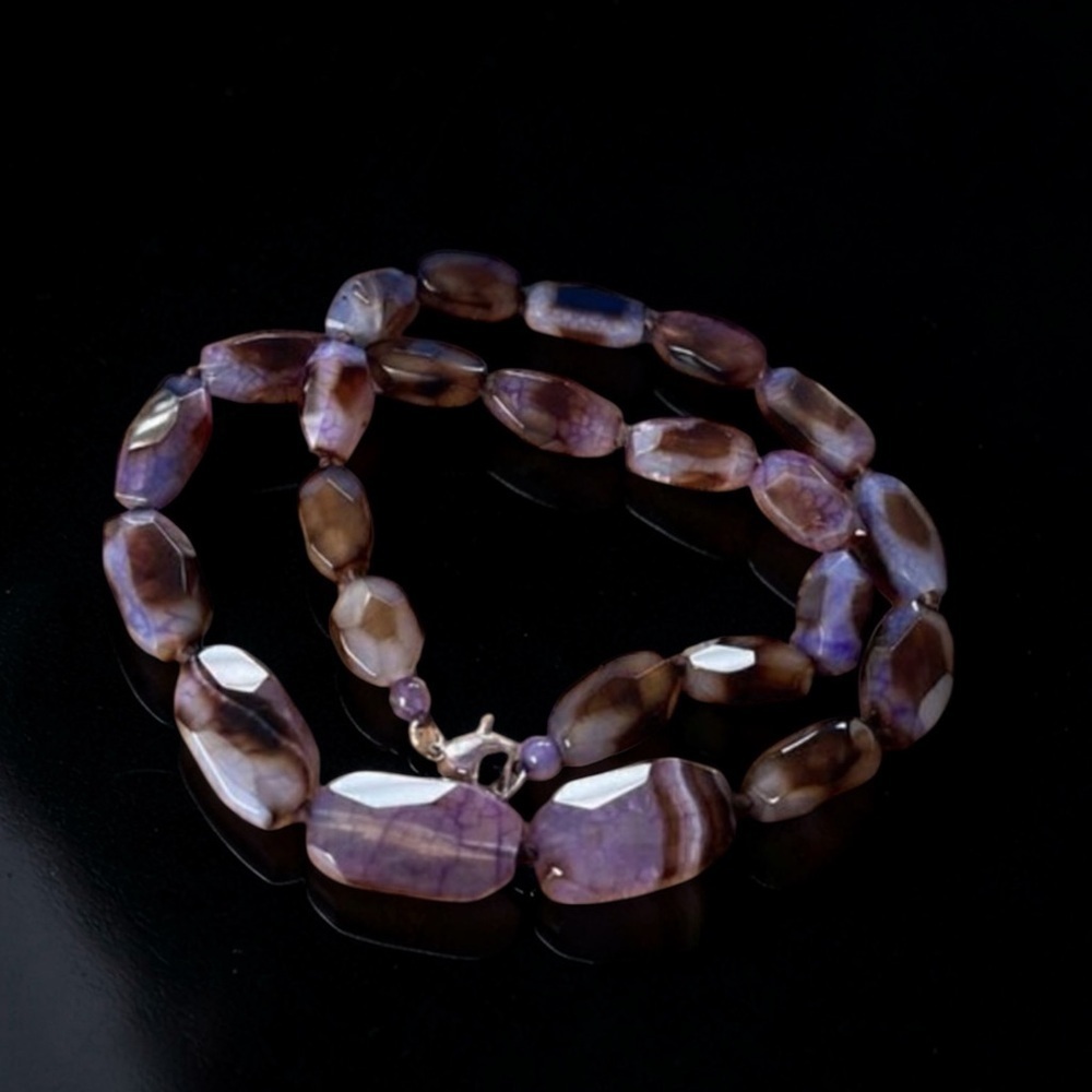 Colleen Lopez Faceted AGATE Necklace - Picture 2 of 9